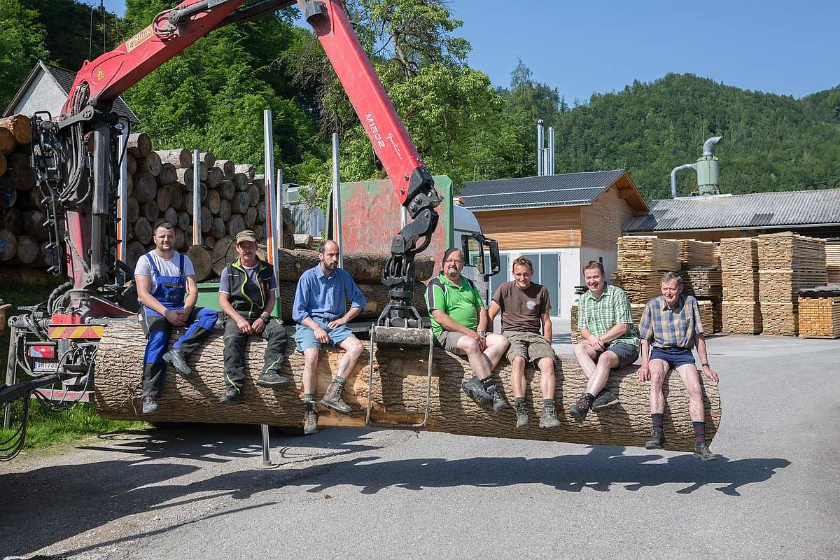 Teamfoto Sägewerk Kirchmühle Grünau